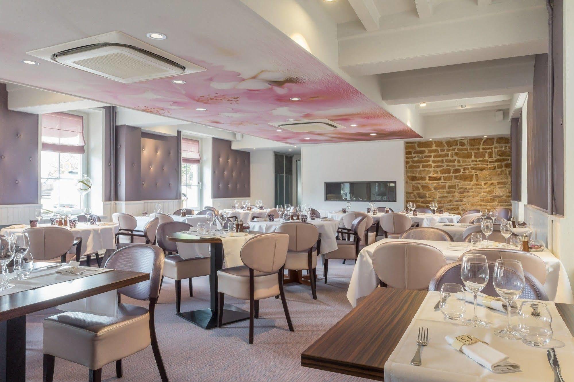 Logis Hotel Les Platanes Reyssouze Zewnętrze zdjęcie