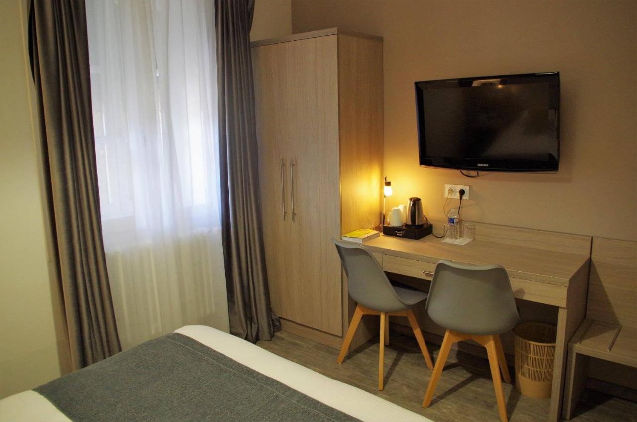 Logis Hotel Les Platanes Reyssouze Zewnętrze zdjęcie